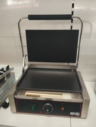 Гриль контактный EKSI HEG-811E-RL​